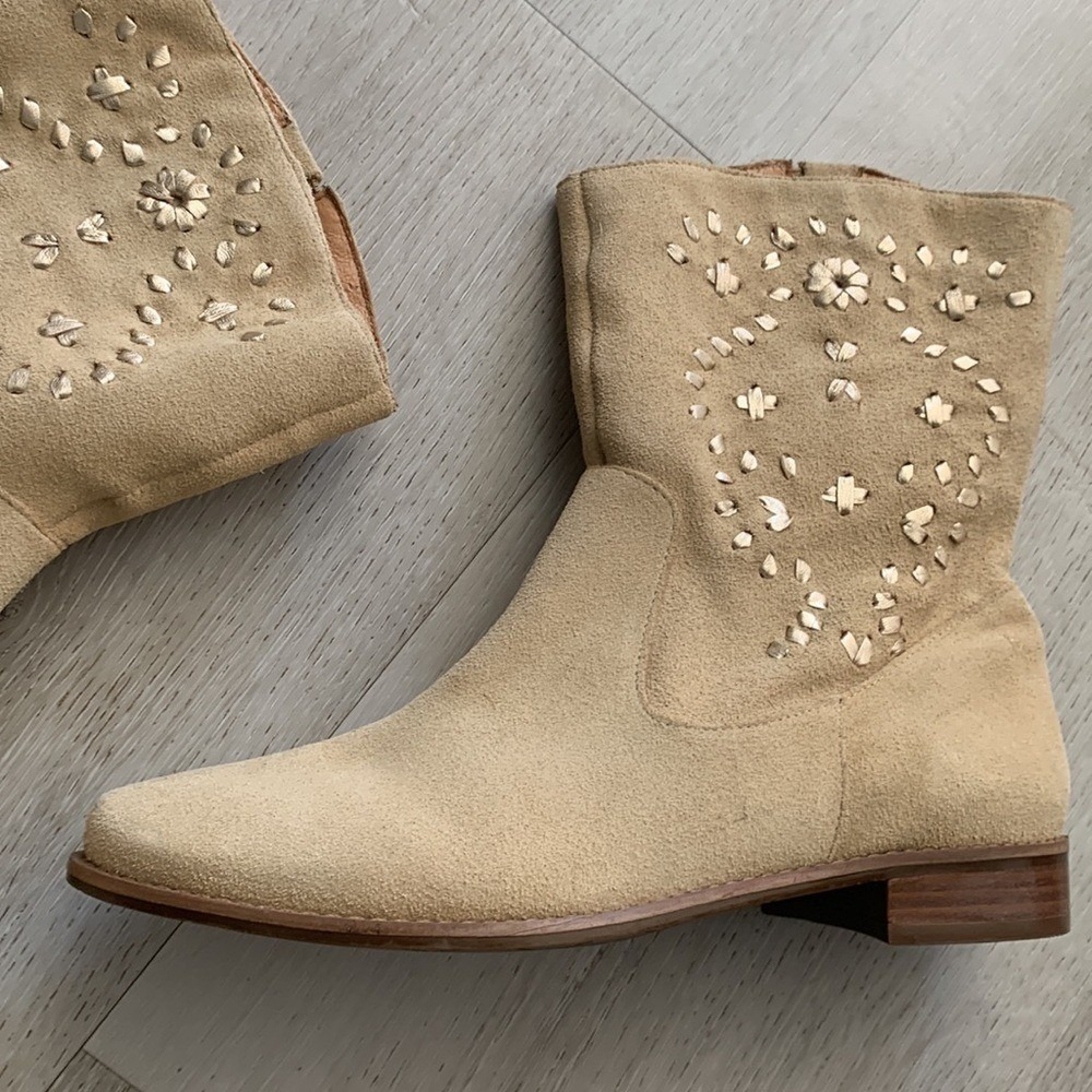 Jack Rogers NWOB Kaitlin Stitch Boot 7.5 tan cream - Picture 5 of 13